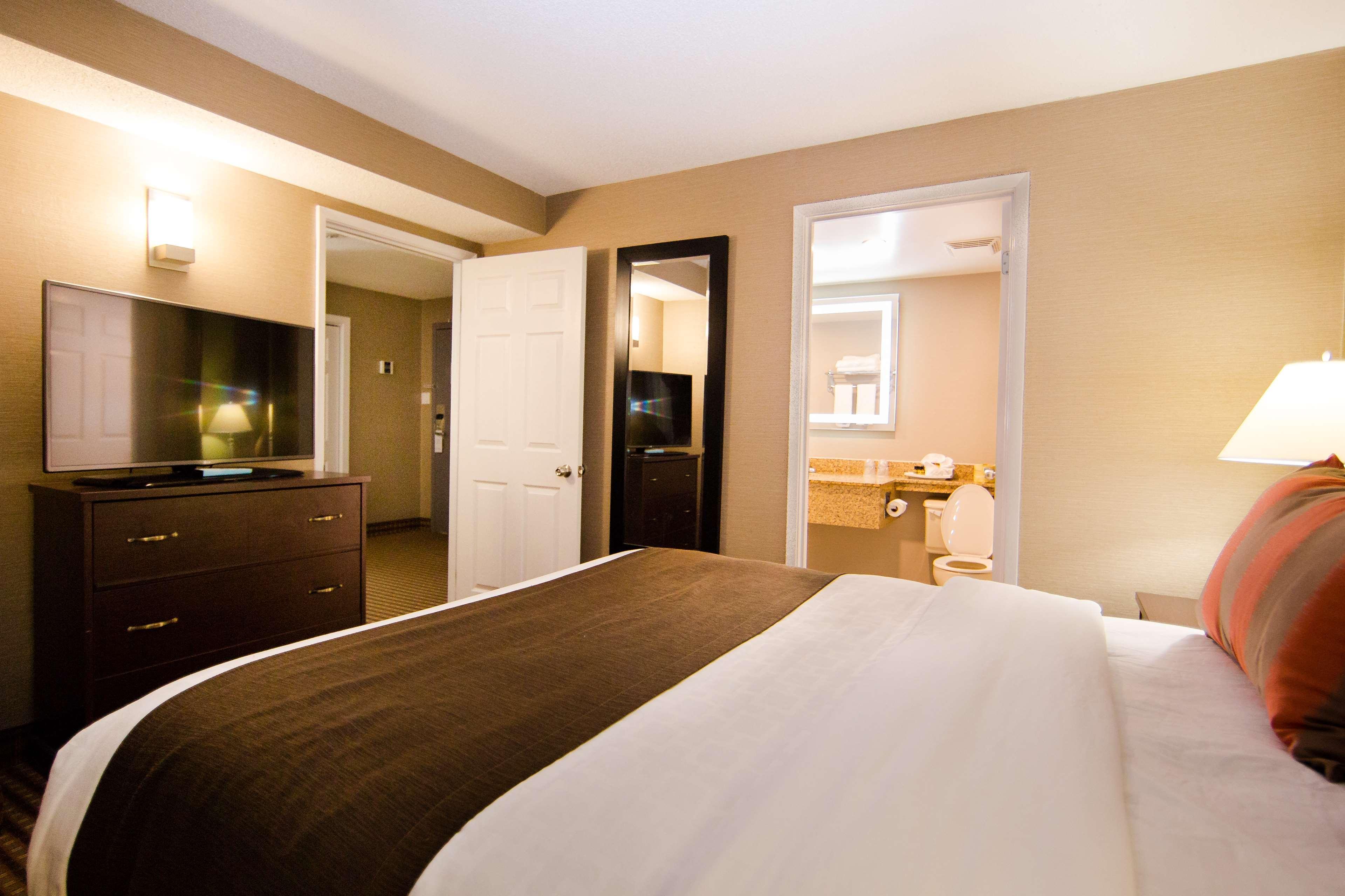Best Western Plus Ottawa Kanata Hotel And Conference Centre Buitenkant foto