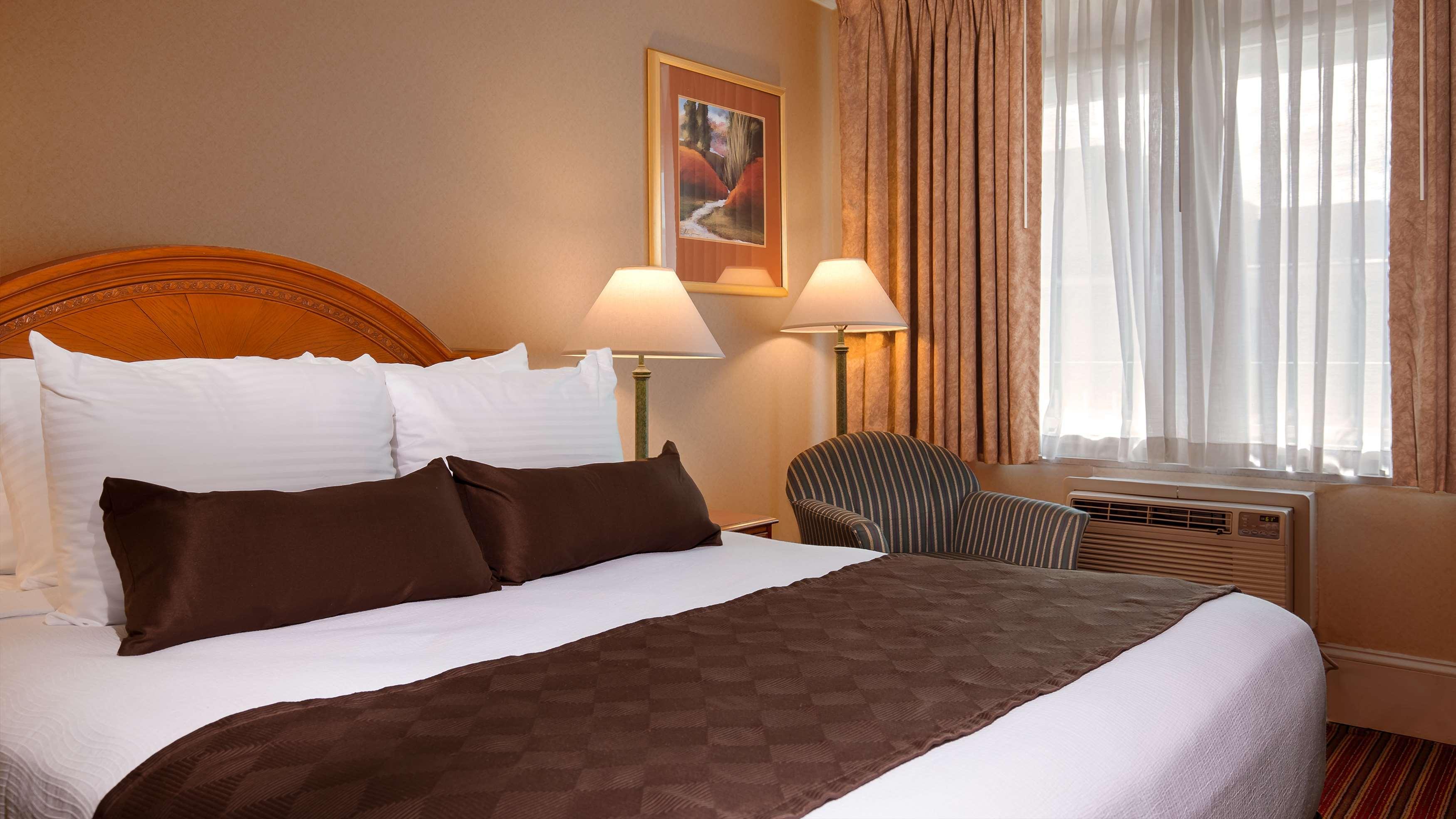 Best Western Plus Ottawa Kanata Hotel And Conference Centre Buitenkant foto