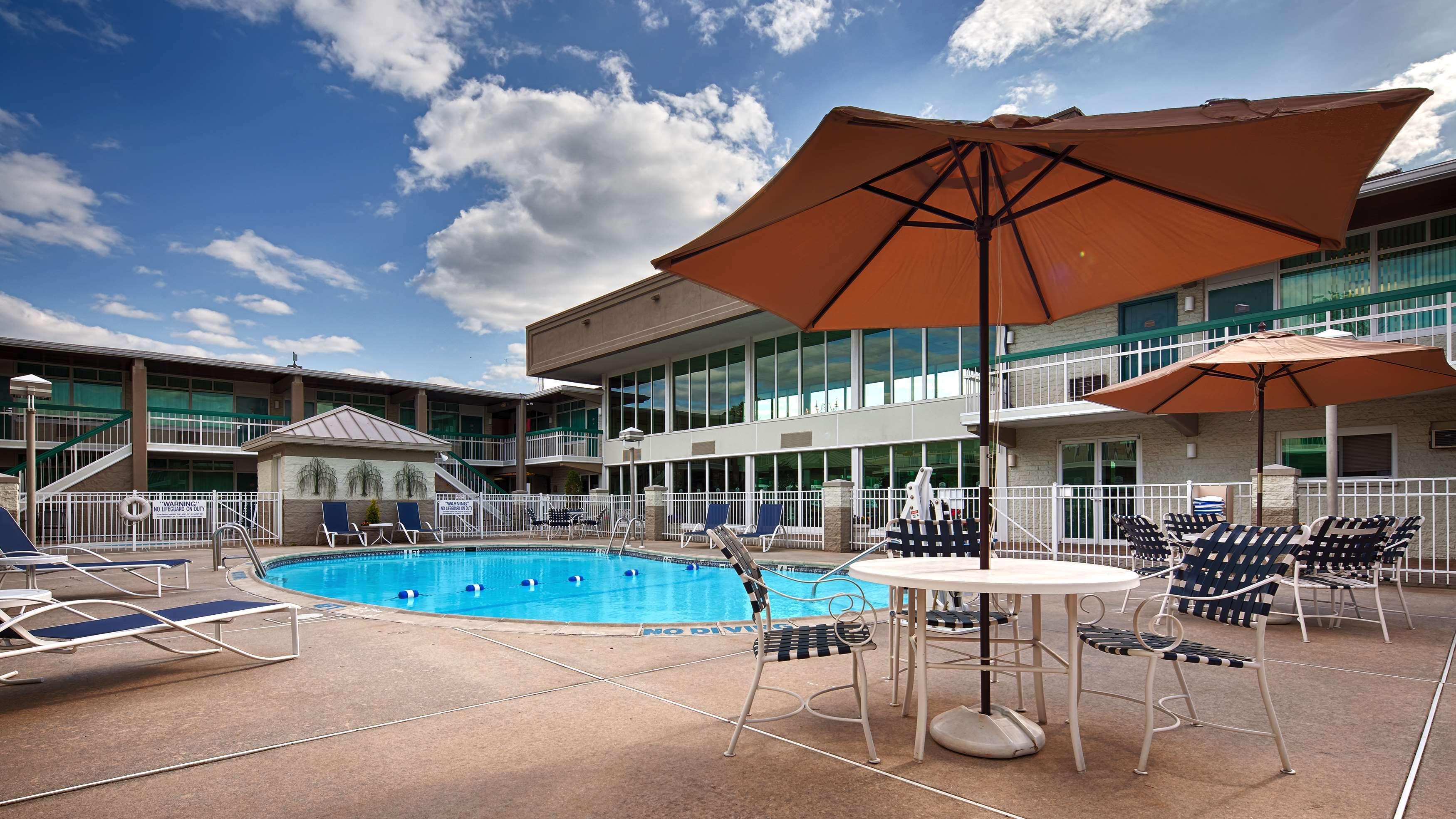 Best Western Plus Ottawa Kanata Hotel And Conference Centre Buitenkant foto