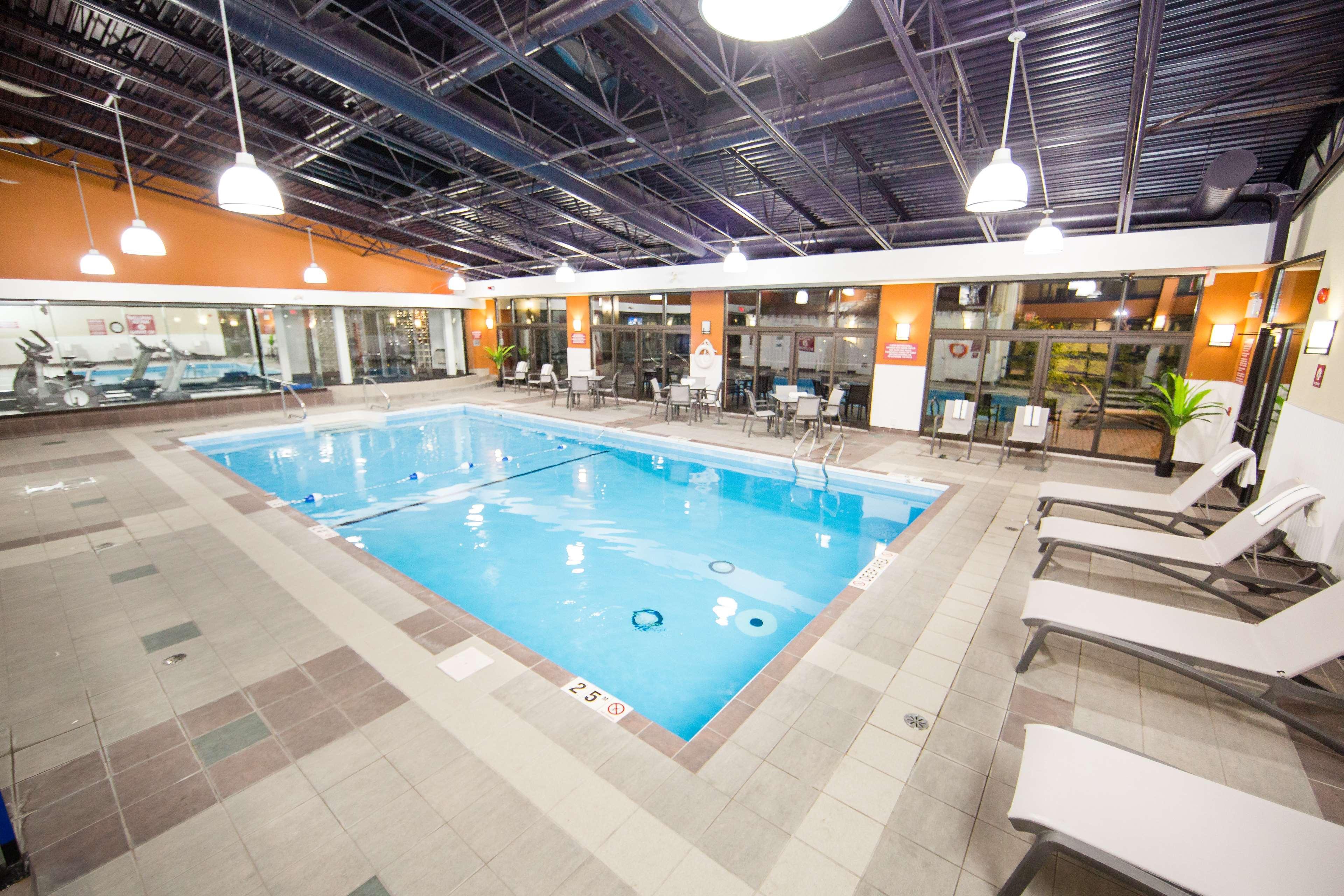 Best Western Plus Ottawa Kanata Hotel And Conference Centre Buitenkant foto