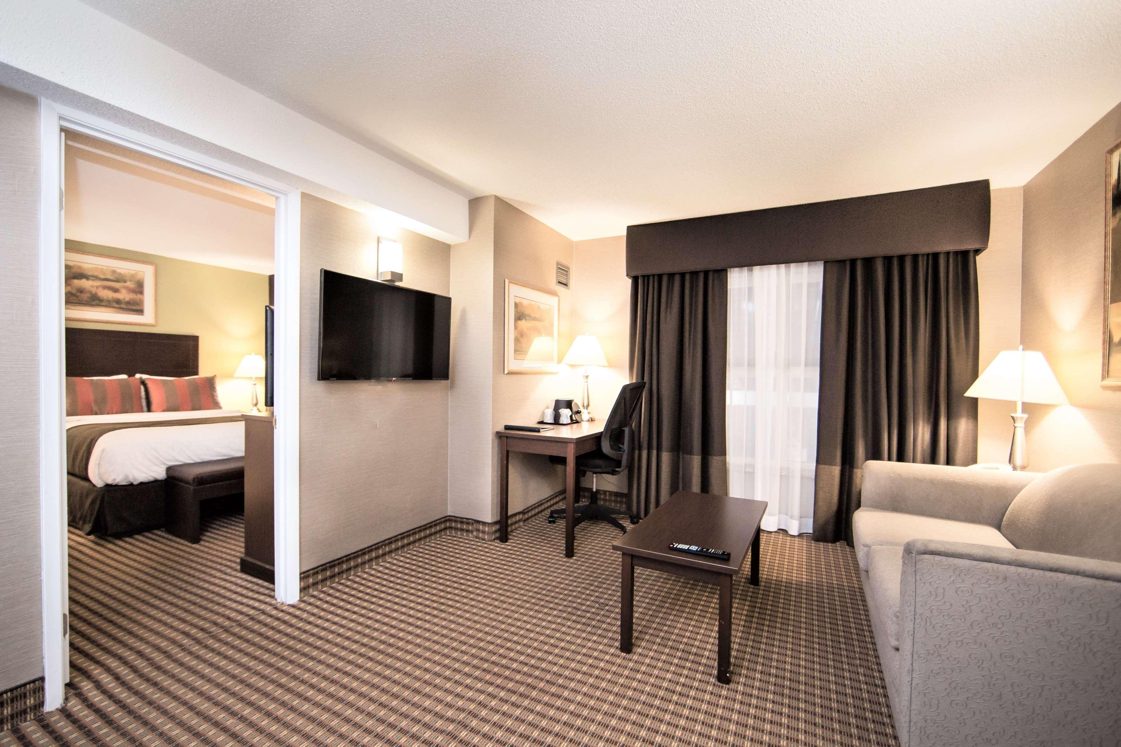 Best Western Plus Ottawa Kanata Hotel And Conference Centre Buitenkant foto