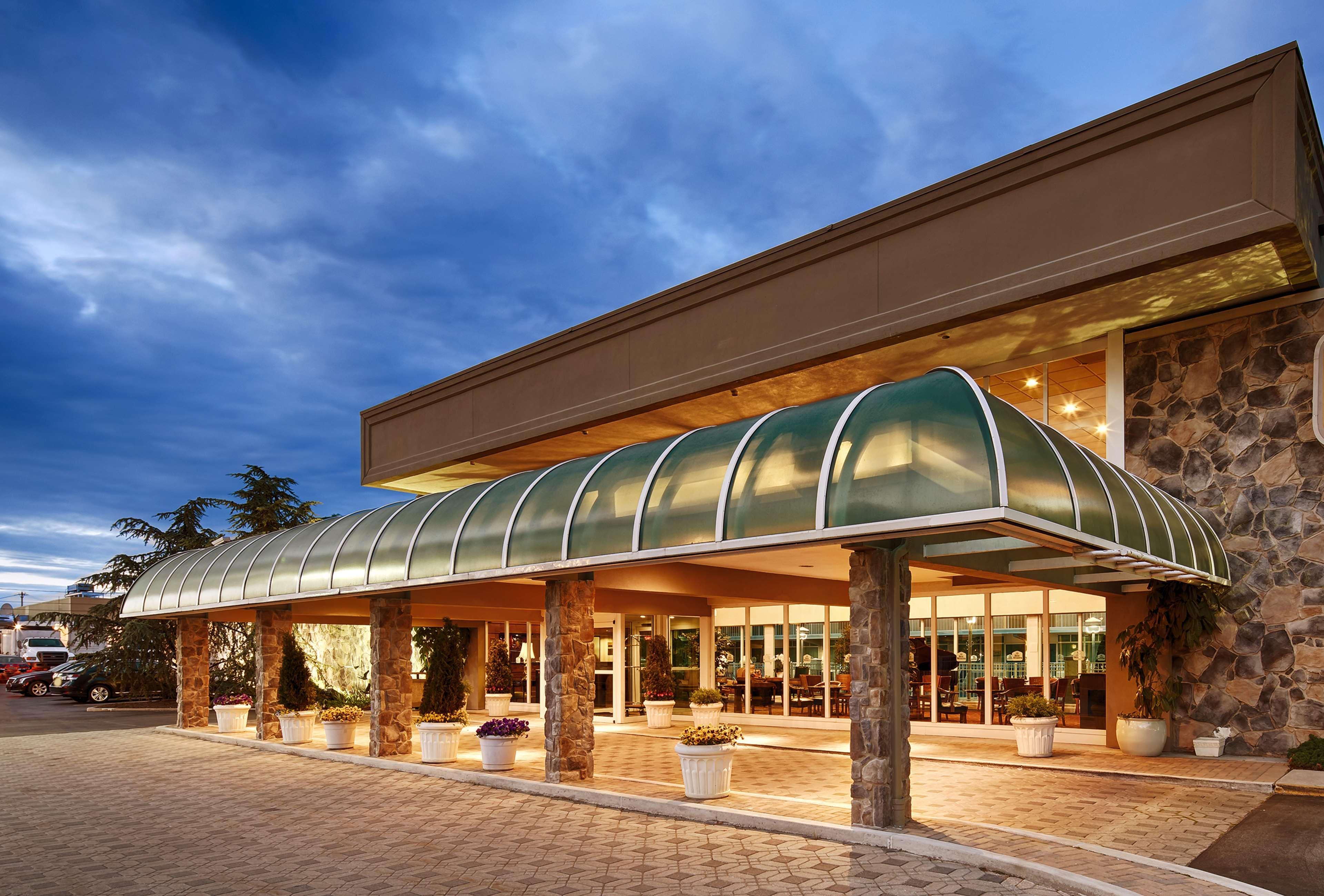 Best Western Plus Ottawa Kanata Hotel And Conference Centre Buitenkant foto